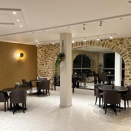 Thoiry Etoile Lodge Bagian luar foto