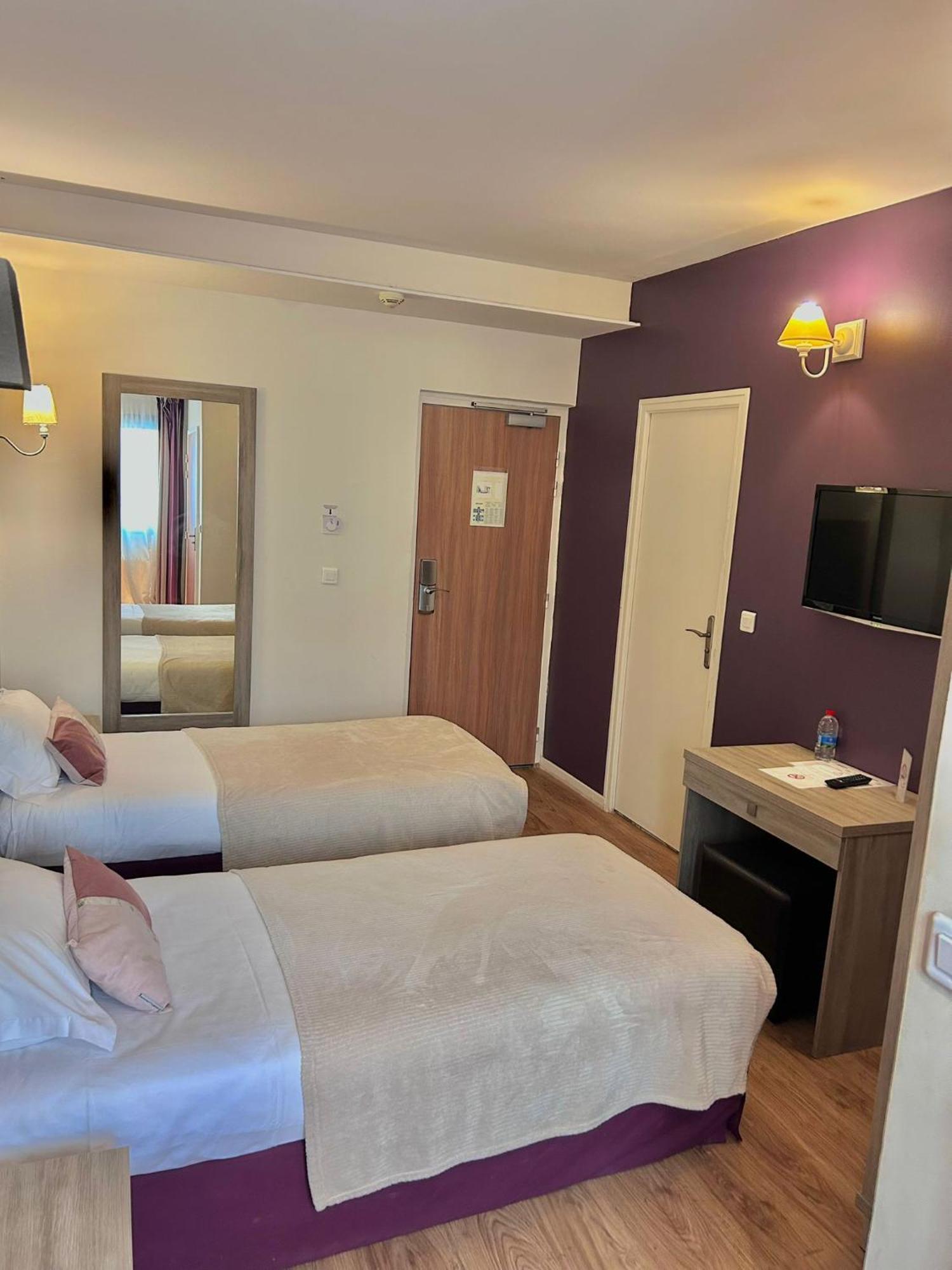 Thoiry Etoile Lodge Bagian luar foto